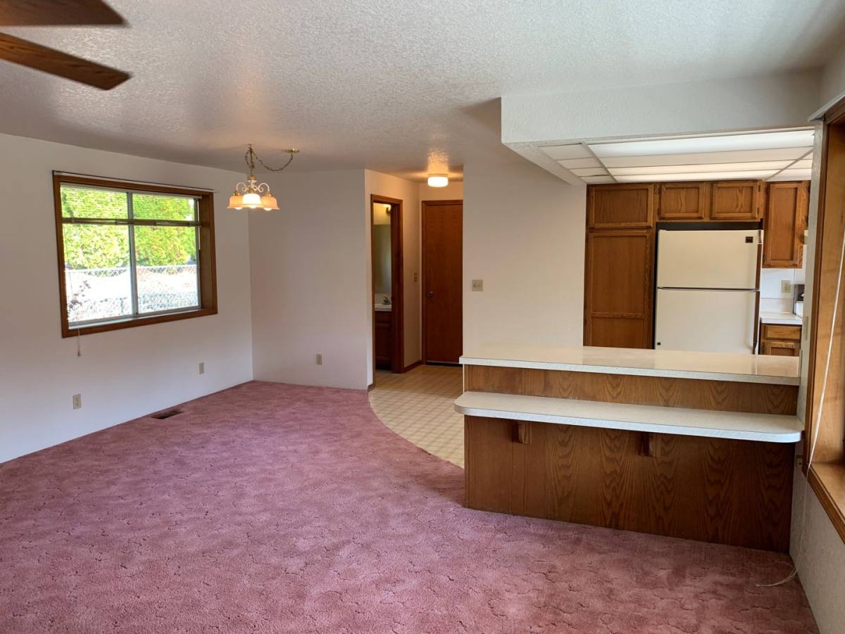 House for rent at 2220 NW Cabrillo Court, Roseburg, OR 97471