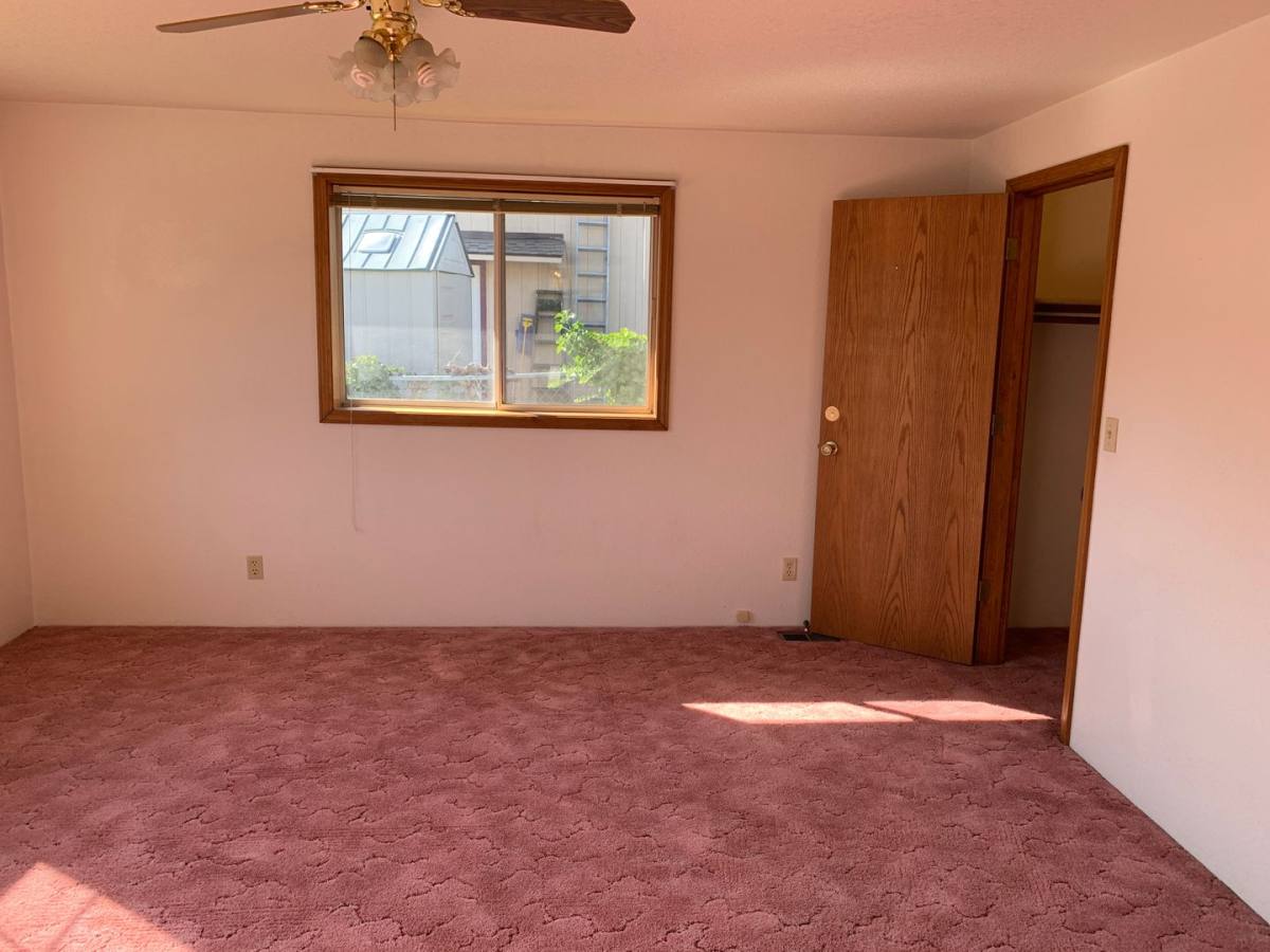 House for rent at 2220 NW Cabrillo Court, Roseburg, OR 97471