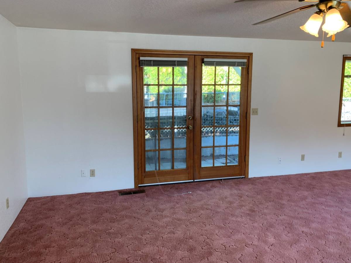 House for rent at 2220 NW Cabrillo Court, Roseburg, OR 97471