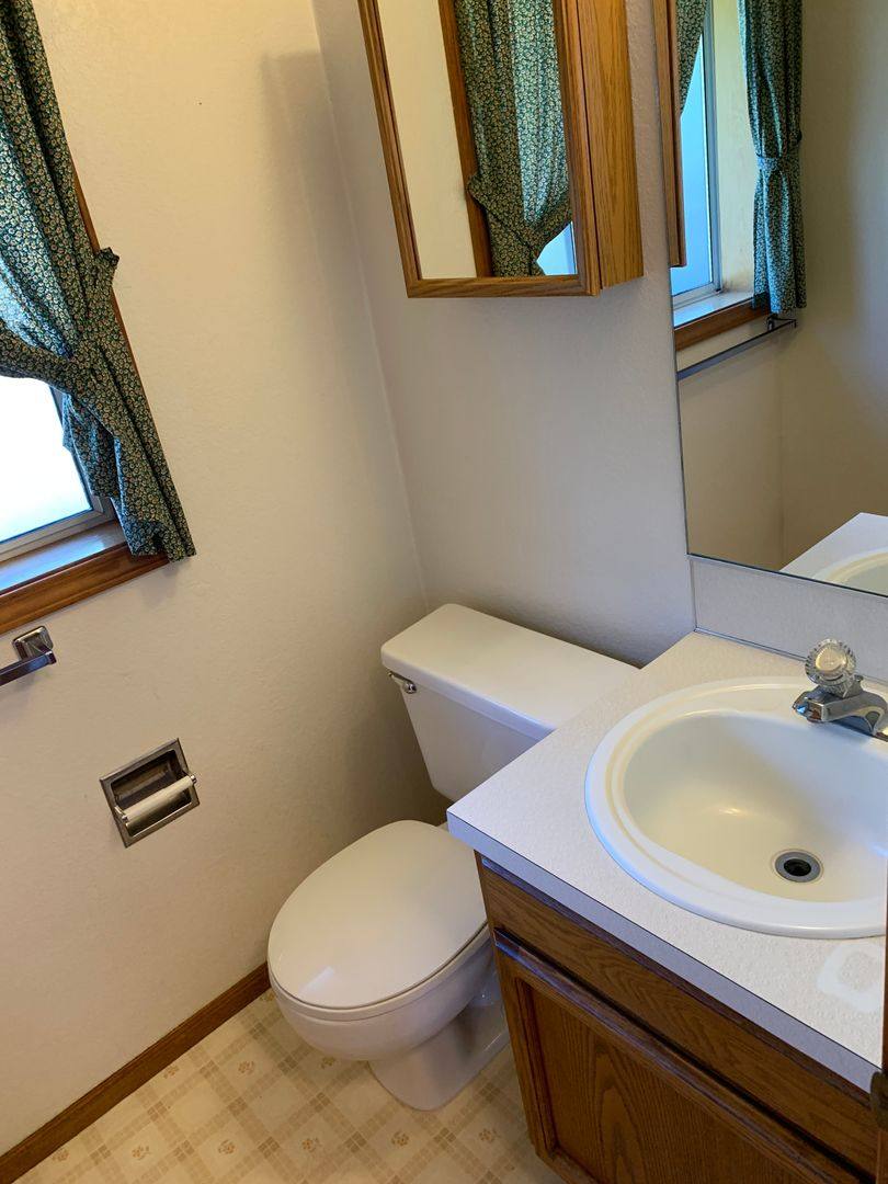 House for rent at 2220 NW Cabrillo Court, Roseburg, OR 97471