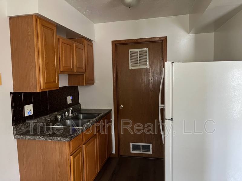 Apartment for rent at 2582 Dresden St #B, Columbus, OH 43211