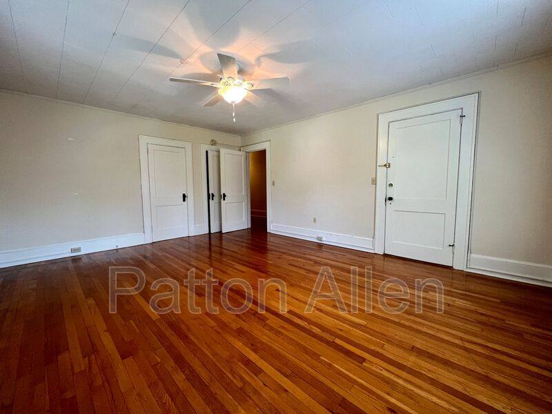 Apartment for rent at 19 Saluda St #4, Asheville, NC 28806