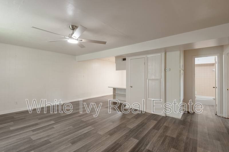 Apartment for rent at 525 12th St #8, Huntsville, TX 77340