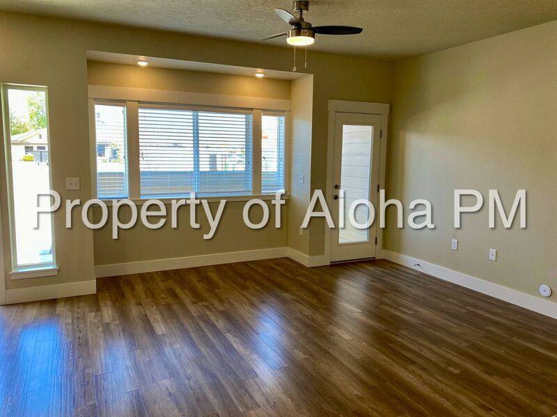 House for rent at 3594 E Grand Forest Dr #102, Boise, ID 83716