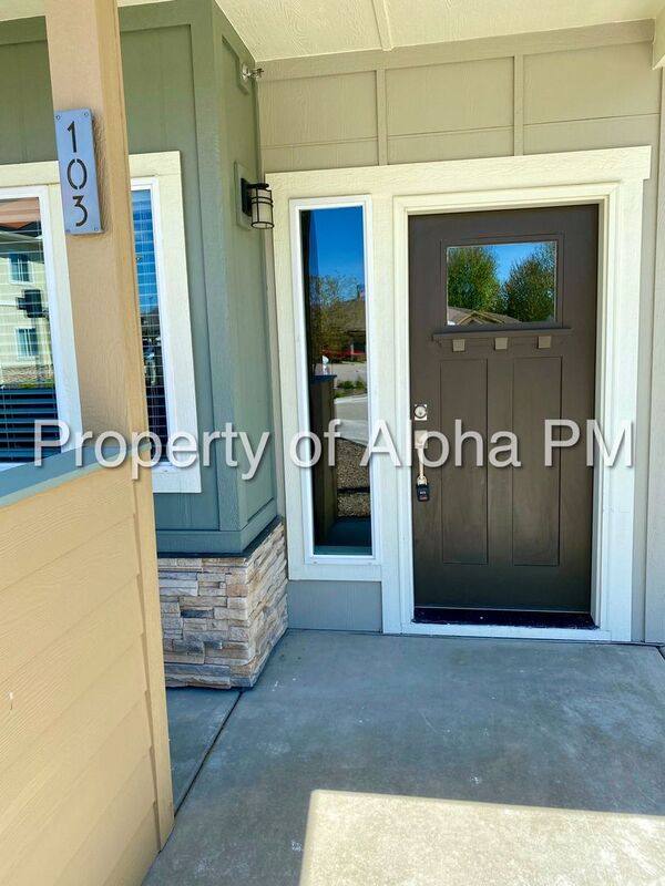 House for rent at 3594 E Grand Forest Dr #102, Boise, ID 83716