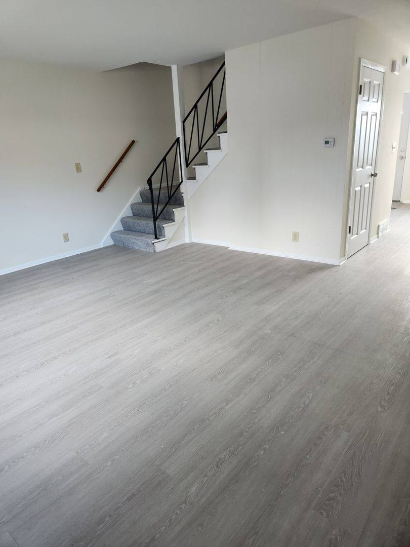Townhouse for rent at 9810-9922 W Beloit Rd, Milwaukee, WI 53227