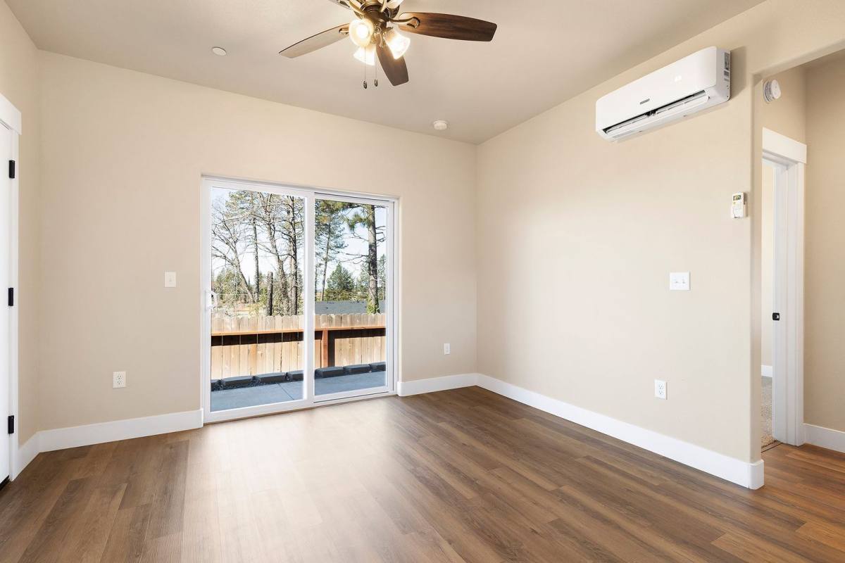 Apartment for rent at 6377-6387 Oak Way, Paradise, CA 95969