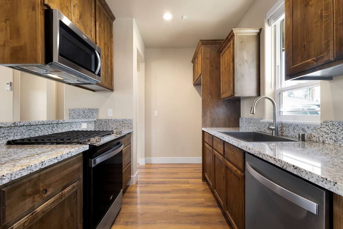 Apartment for rent at 6377-6387 Oak Way, Paradise, CA 95969