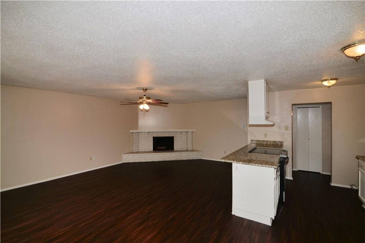 House for rent at 556 Hanover Dr, Allen, TX 75002