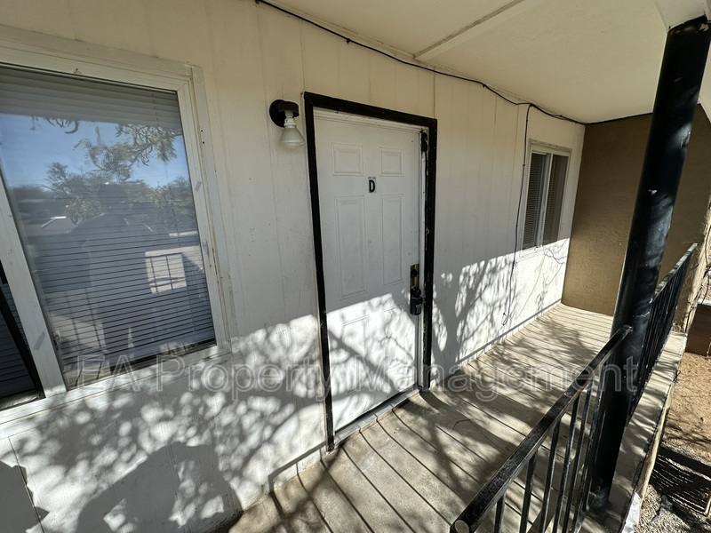 Apartment for rent at 308 Virginia St NE #D, Albuquerque, NM 87108