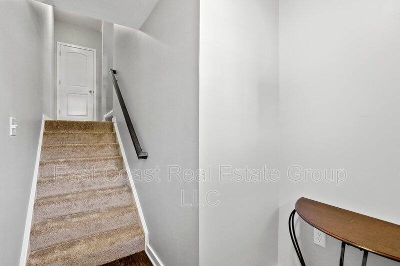 Townhouse for rent at 43 Savage Court, Falling Waters, WV 25419