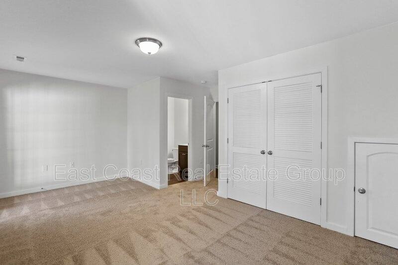 Townhouse for rent at 43 Savage Court, Falling Waters, WV 25419
