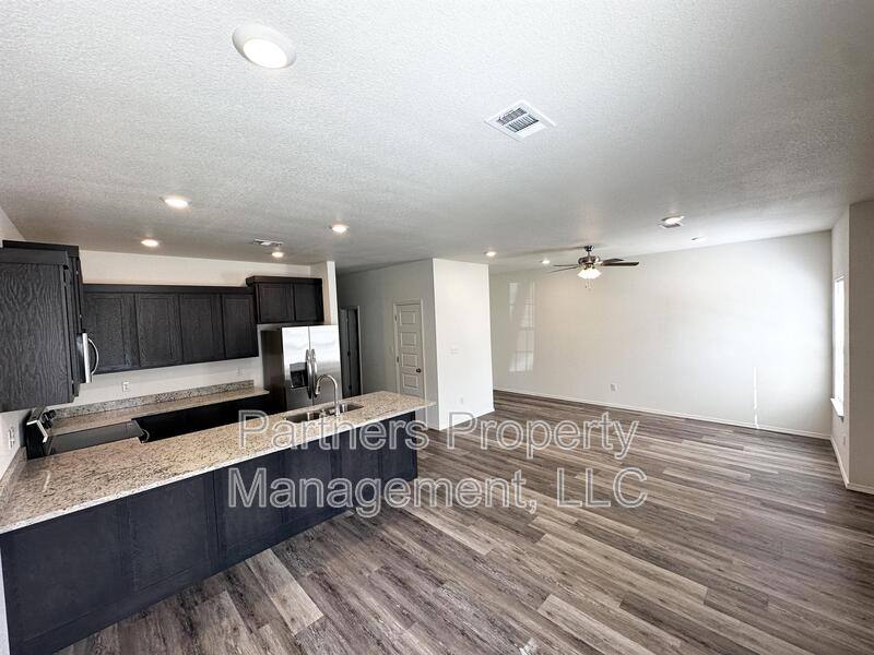 Apartment for rent at 779 S Amarillo Ave #1, Fayetteville, AR 72704