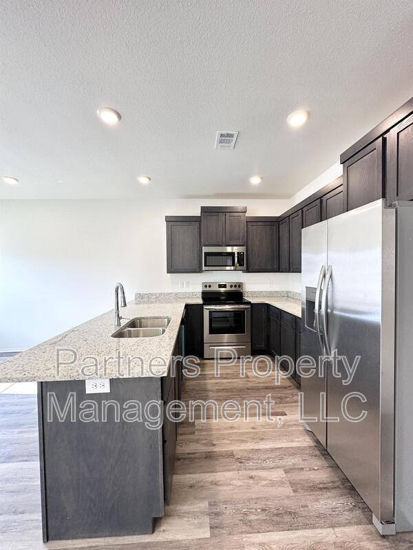 Apartment for rent at 779 S Amarillo Ave #1, Fayetteville, AR 72704