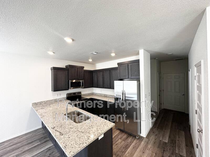 Apartment for rent at 779 S Amarillo Ave #1, Fayetteville, AR 72704