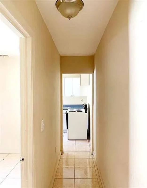 Apartment for rent at 905 W Anderson St, Orlando, FL 32805