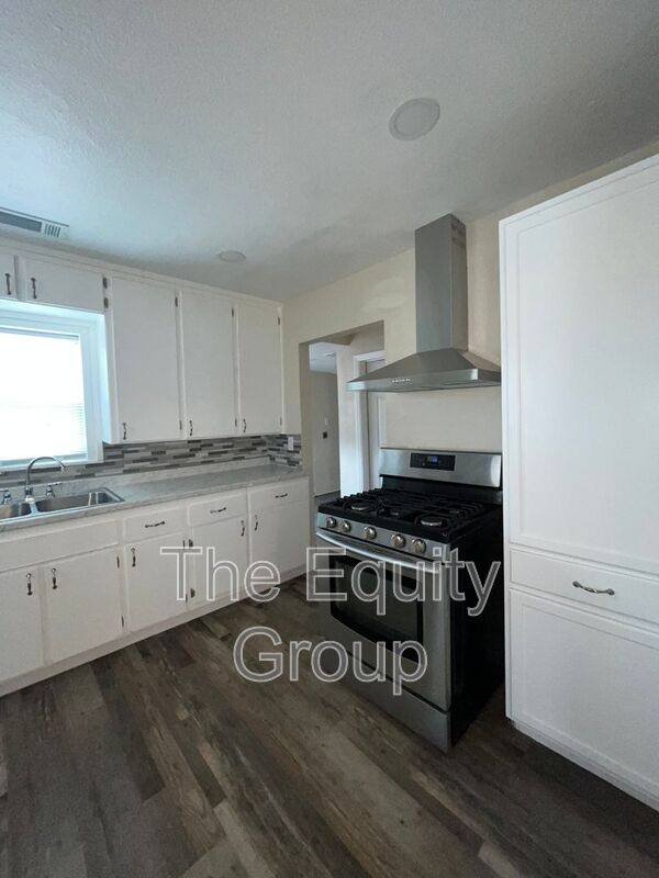 Apartment for rent at 13405 Ave #432, Orosi, CA 93647