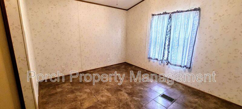 Apartment for rent at 7318 Hayward Ave - P30 #P30, Pensacola, FL 32526