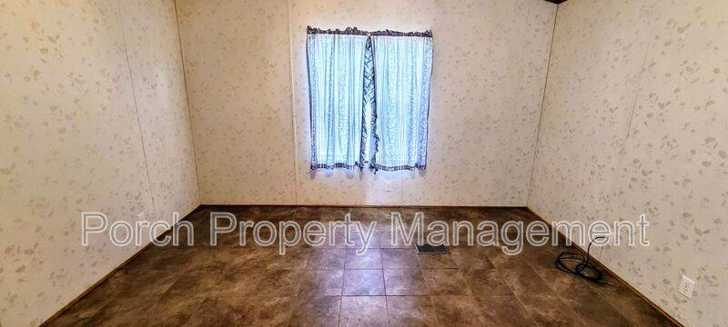 Apartment for rent at 7318 Hayward Ave - P30 #P30, Pensacola, FL 32526