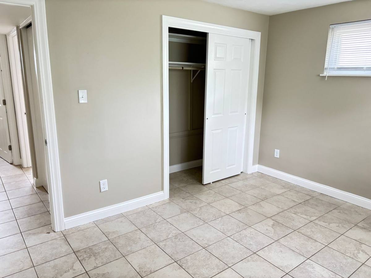 Apartment for rent at 4920 Northcrest, Fort Wayne, IN 46825