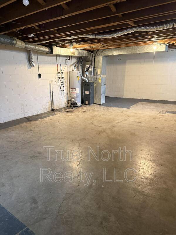 Apartment for rent at 2918 Cleveland Ave #B, Columbus, OH 43224