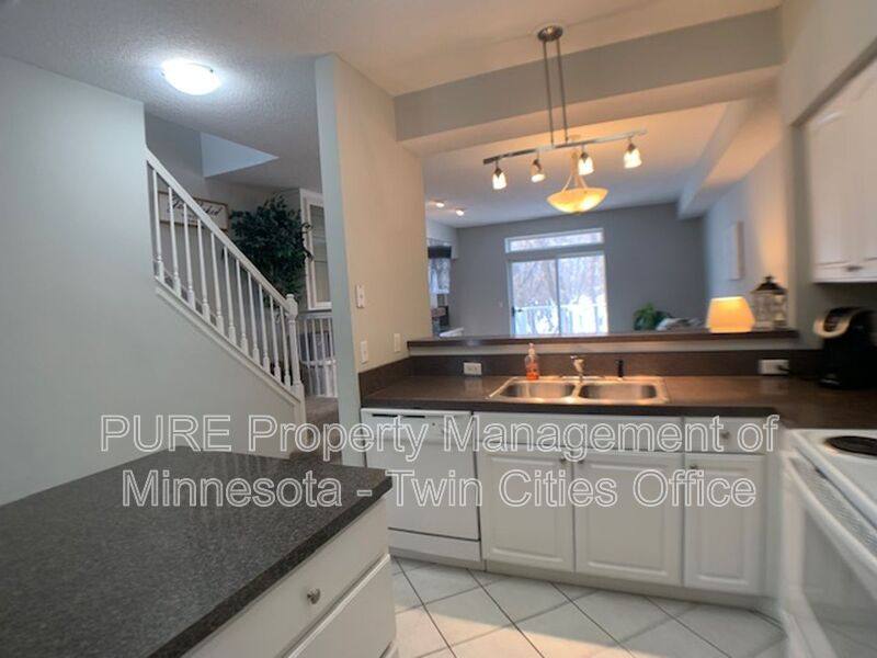 Townhouse for rent at 2245 Creekside Court, Saint Paul, MN 55122