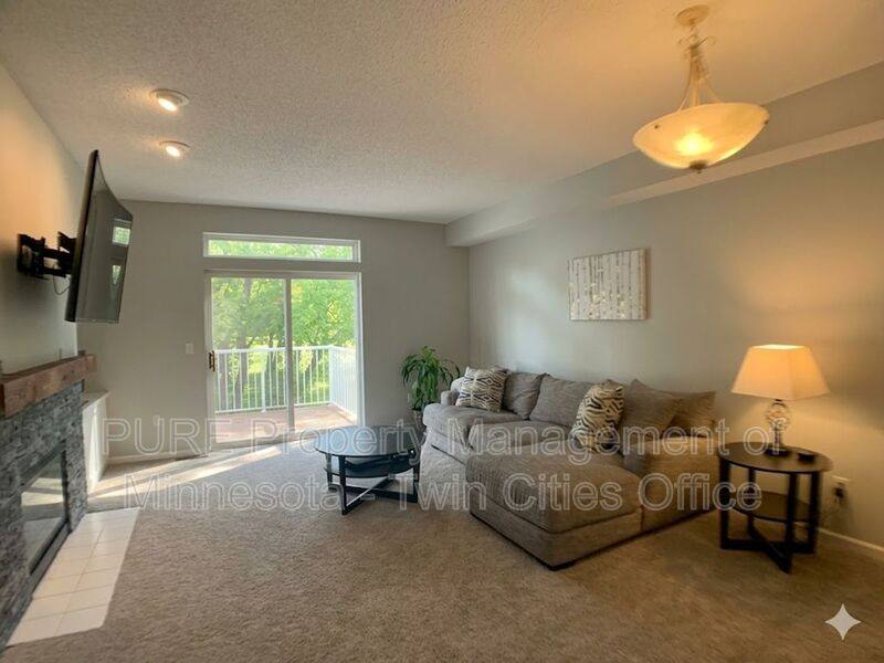Townhouse for rent at 2245 Creekside Court, Saint Paul, MN 55122