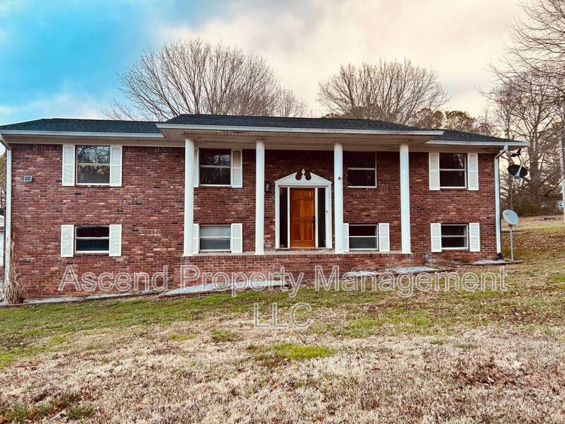 House for rent at 370 Julian Rd, Ringgold, GA 30736