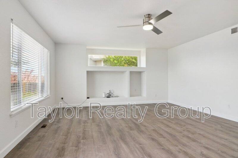 House for rent at 20875 E 49th Ave, Denver, CO 80249