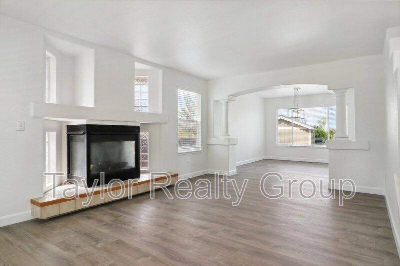 House for rent at 20875 E 49th Ave, Denver, CO 80249