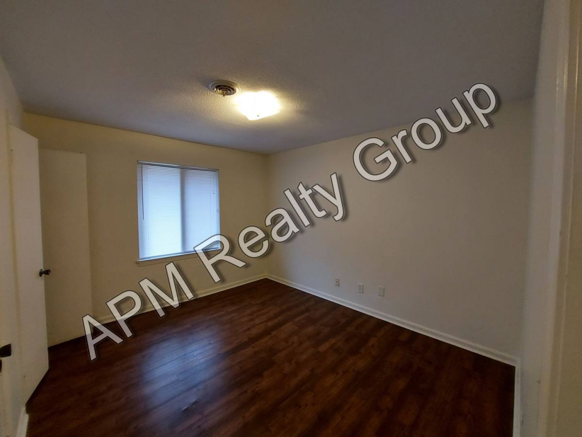 House for rent at 721 Deerwood St E, Columbia, SC 29205