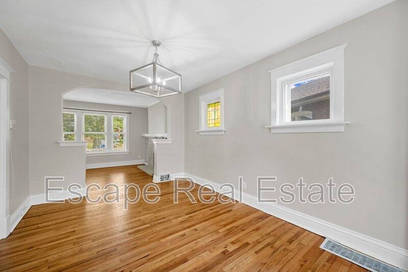 House for rent at 5616 S Kingshighway Blvd, Saint Louis, MO 63109
