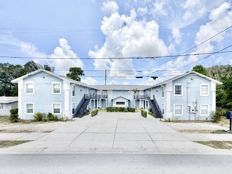 Apartment for rent at 425 F St #2, Lake Wales, FL 33853