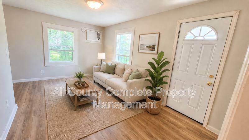 House for rent at 9248 9th Ave, Jacksonville, FL 32208