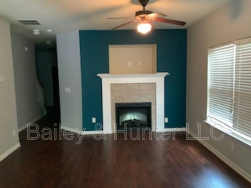 Townhouse for rent at 473 Mulberry Row SE, Atlanta, GA 30354