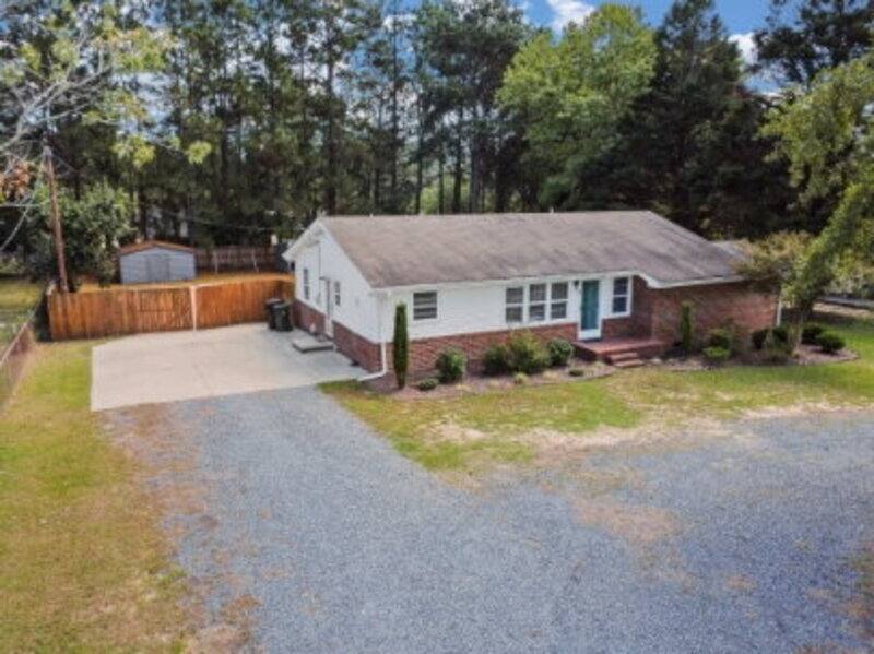 House for rent at 1708 N Poplar St, Aberdeen, NC 28315