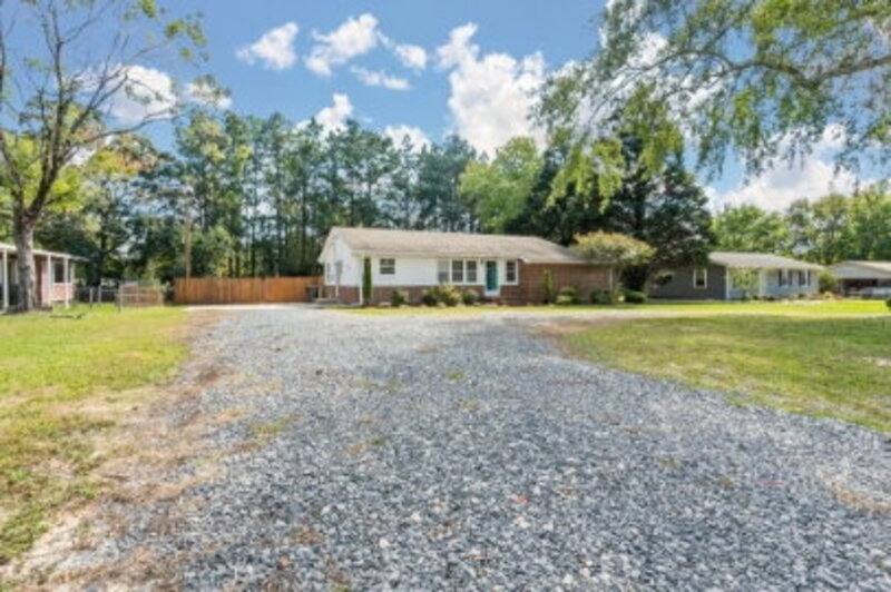 House for rent at 1708 N Poplar St, Aberdeen, NC 28315