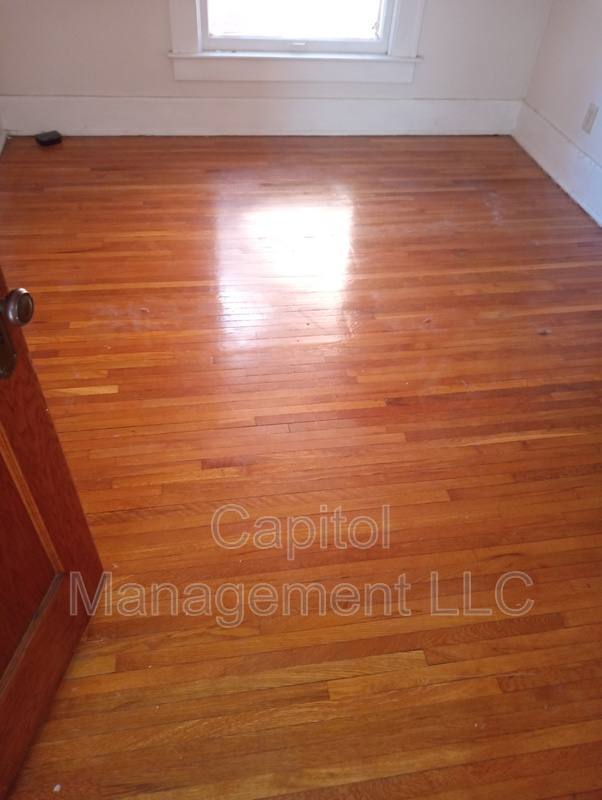 Apartment for rent at 605 S Grand Ave #2, Lansing, MI 48933
