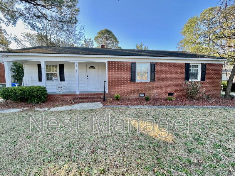 House for rent at 3533 Furman Dr, Fayetteville, NC 28304