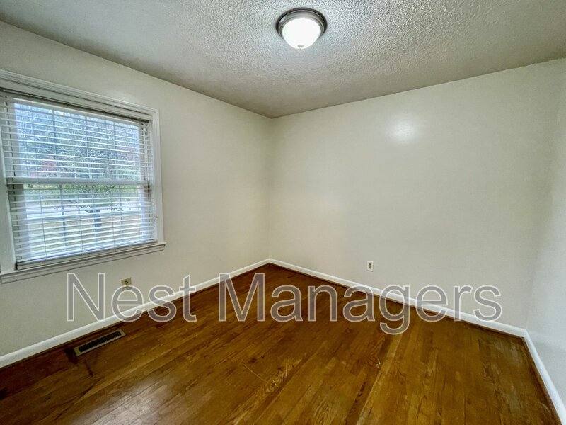 House for rent at 3533 Furman Dr, Fayetteville, NC 28304