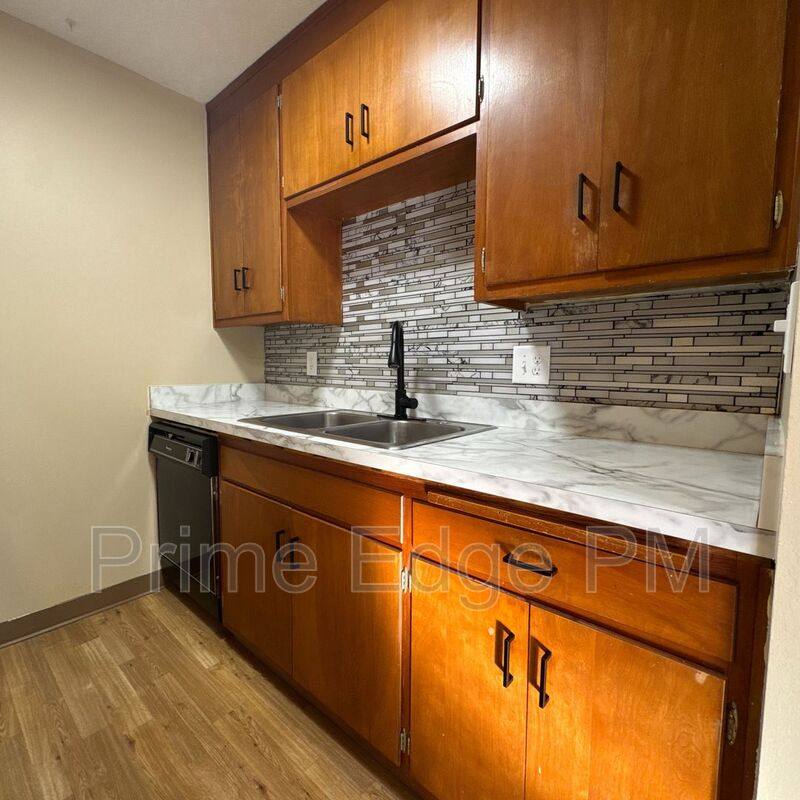 House for rent at 4900 Huntington Ave #4, Lincoln, NE 68504