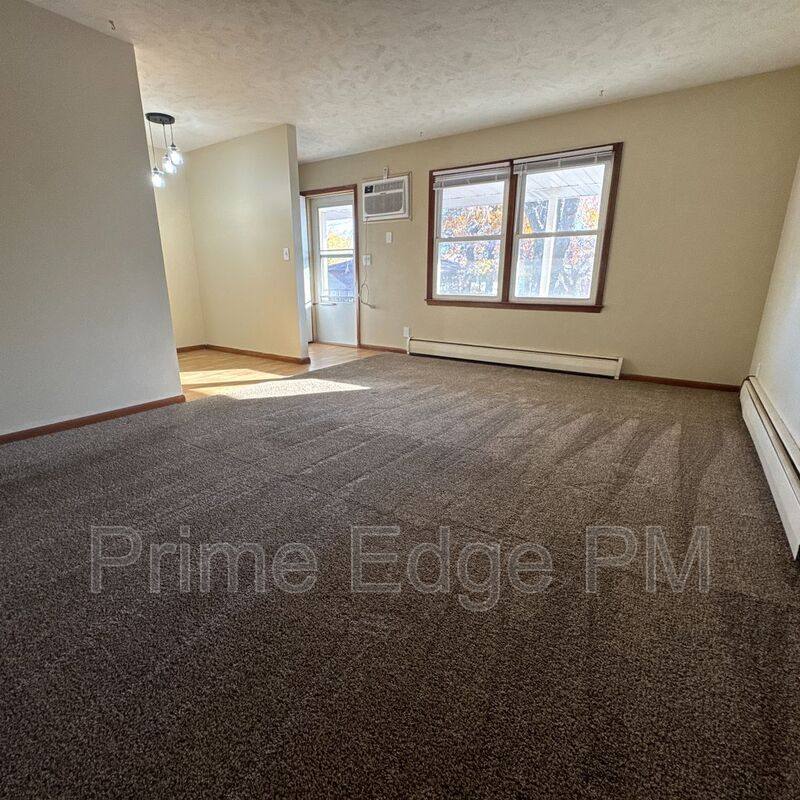 House for rent at 4900 Huntington Ave #4, Lincoln, NE 68504