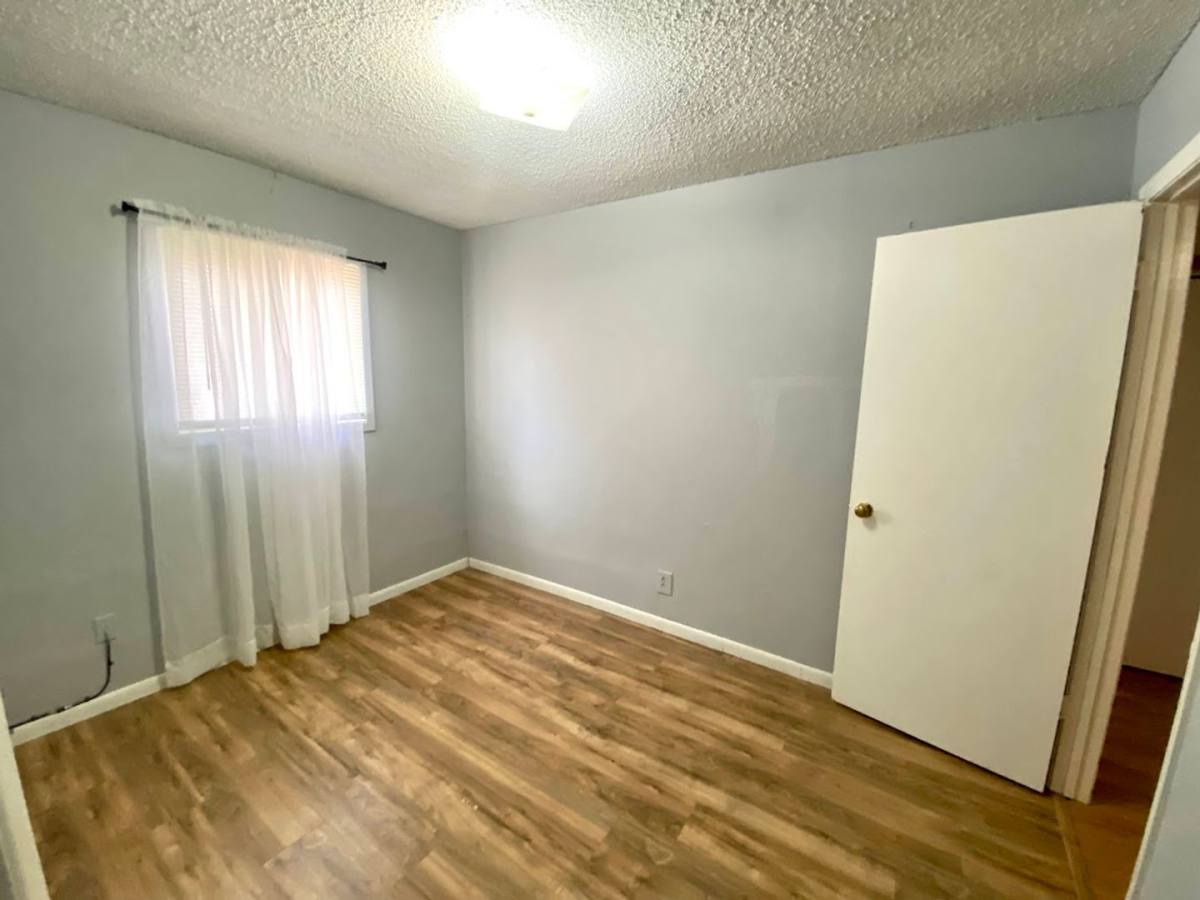 House for rent at 1217 Sunnyside Ave, Dodge City, KS 67801