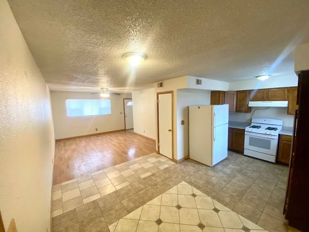 House for rent at 1217 Sunnyside Ave, Dodge City, KS 67801