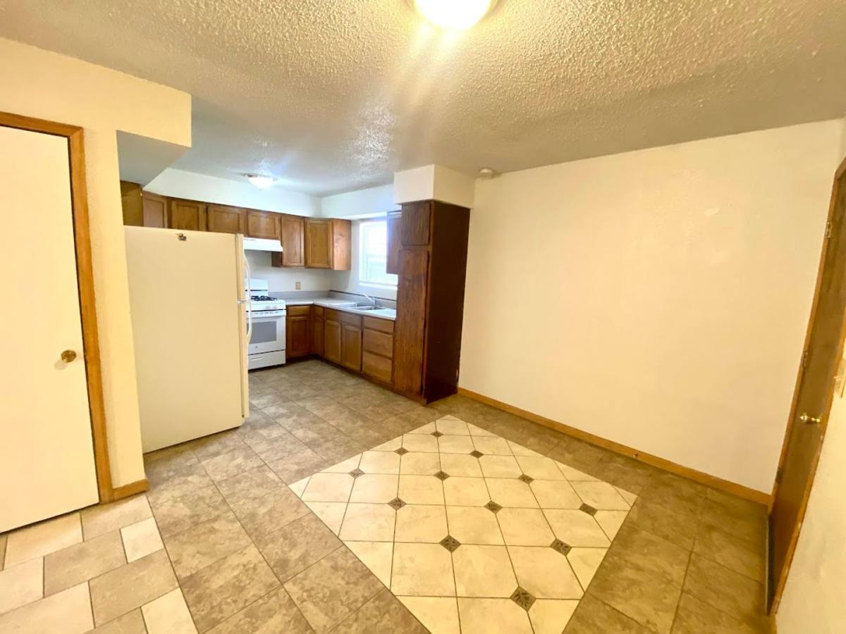 House for rent at 1217 Sunnyside Ave, Dodge City, KS 67801