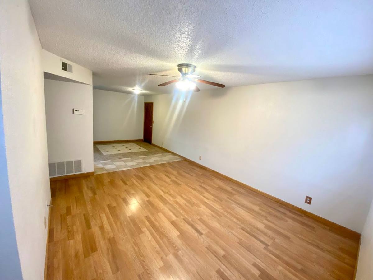 House for rent at 1217 Sunnyside Ave, Dodge City, KS 67801