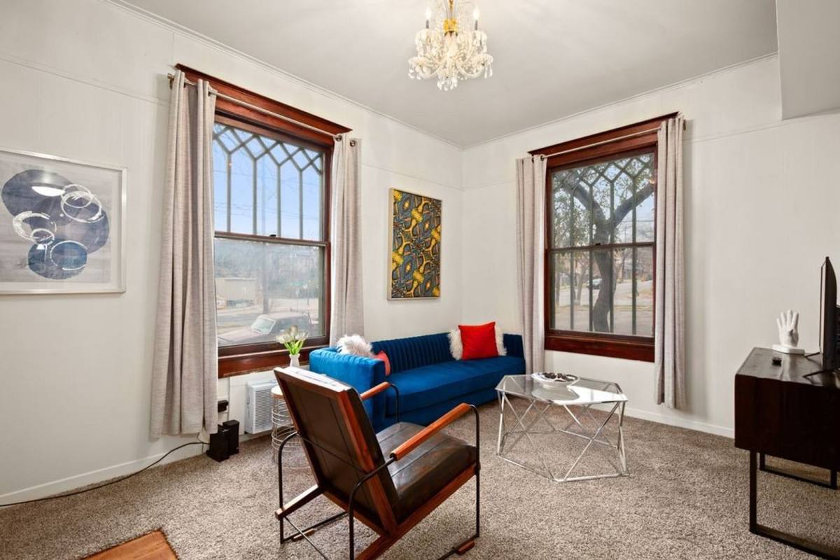 Apartment for rent at 302 E 30th, Austin, TX 78705
