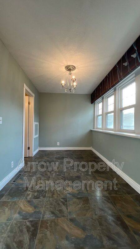 House for rent at 1929 Sumner St, Lincoln, NE 68502