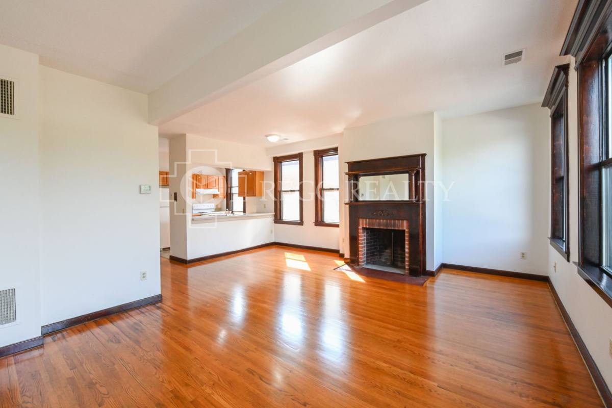 Apartment for rent at 60-66 Main St, Hartford, CT 06106
