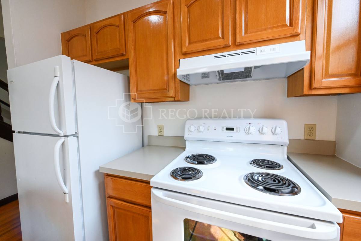 Apartment for rent at 60-66 Main St, Hartford, CT 06106